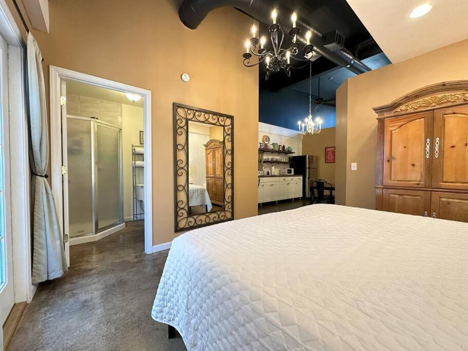 Demorest Haven At Hazel~Downtown Loft 아파트 외부 사진