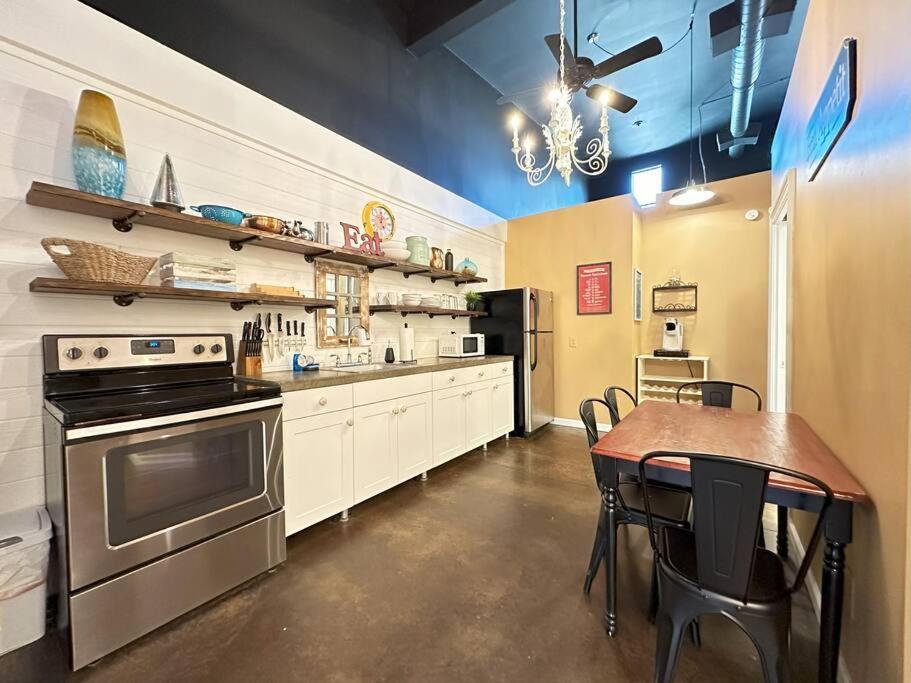 Demorest Haven At Hazel~Downtown Loft 아파트 외부 사진